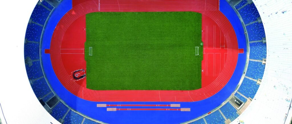 Binzhou National Fitness and Health Culture Center running track by Topthink