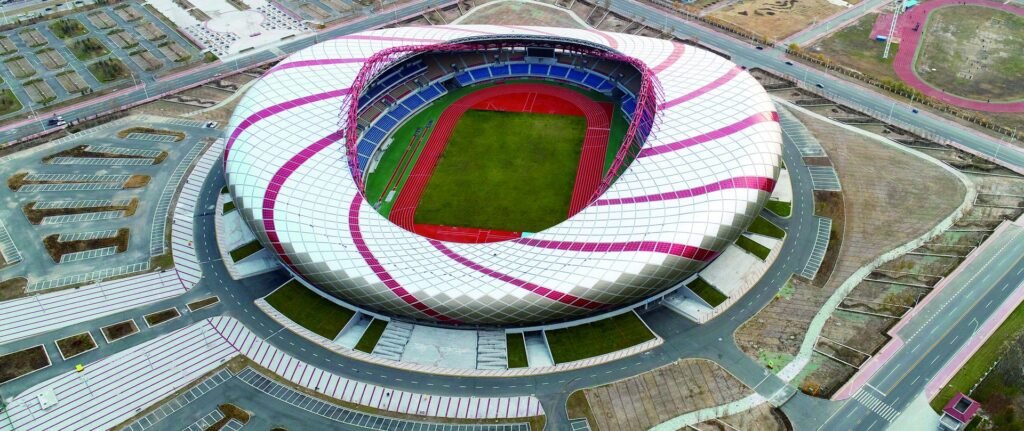 Daqing Stadium running track by Topthink