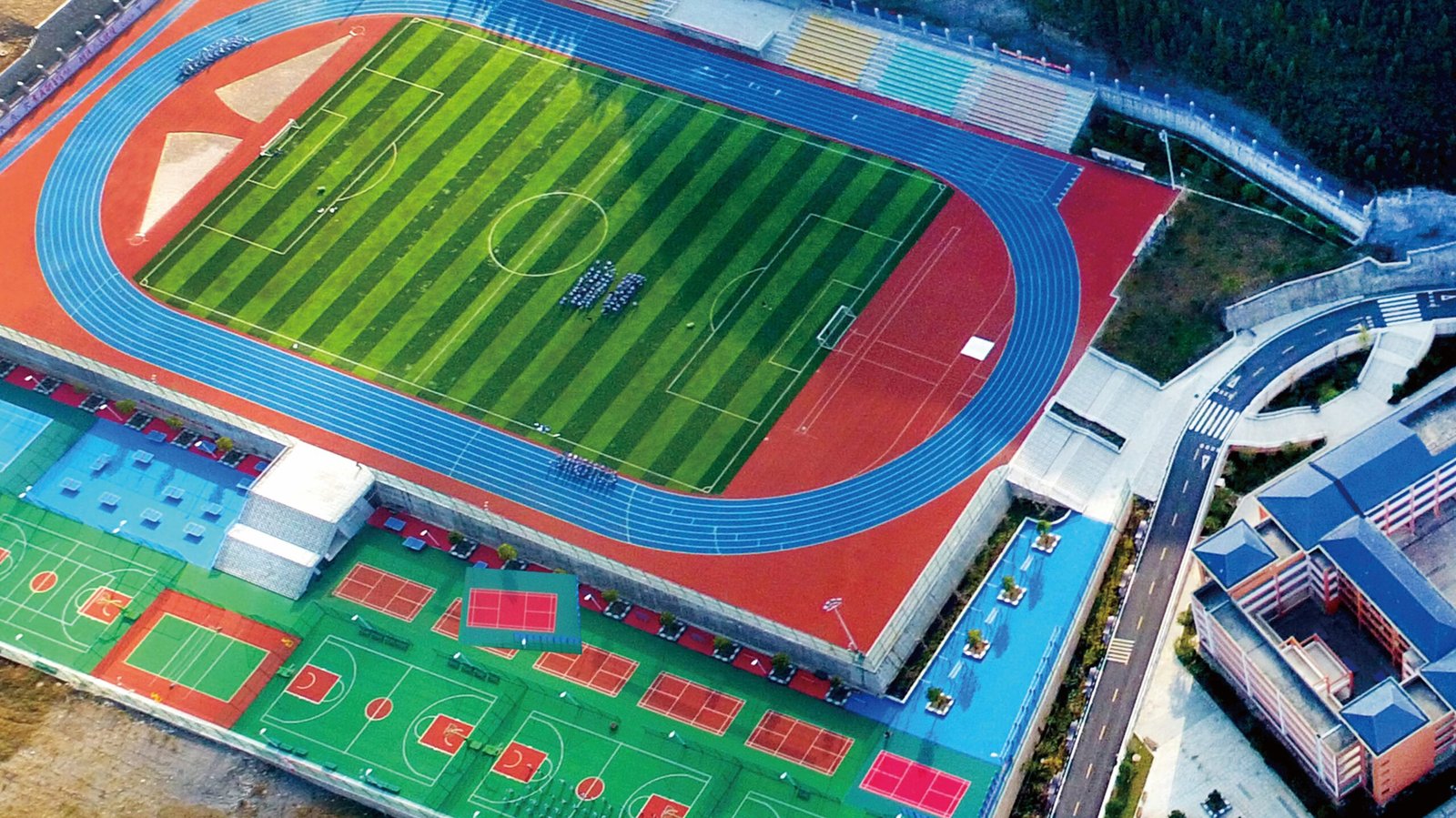Xingren Phoenix High School