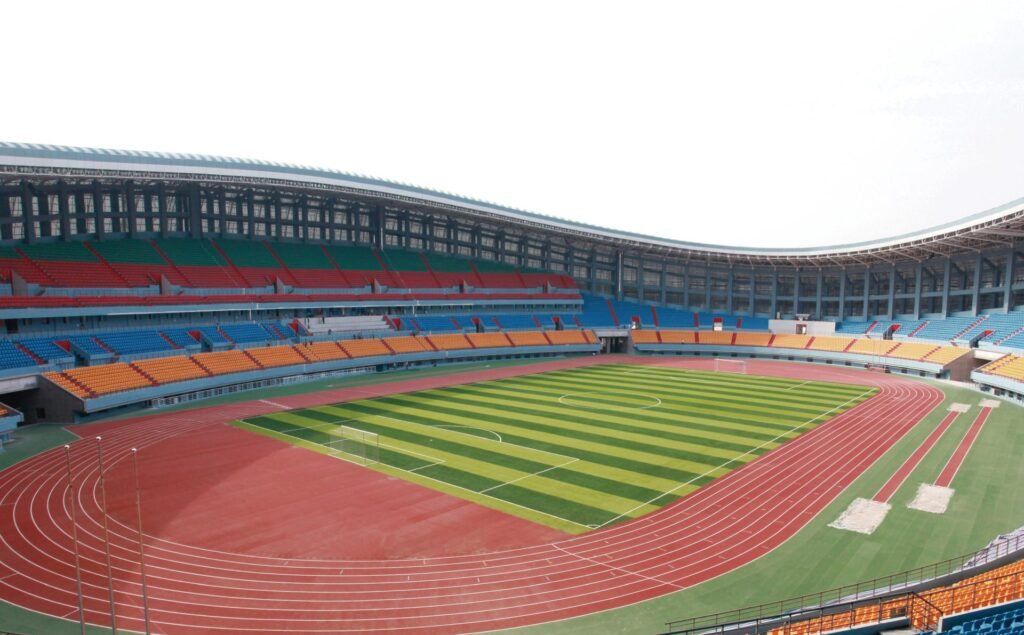 Shandong Liaocheng Sports Center running track by Topthink